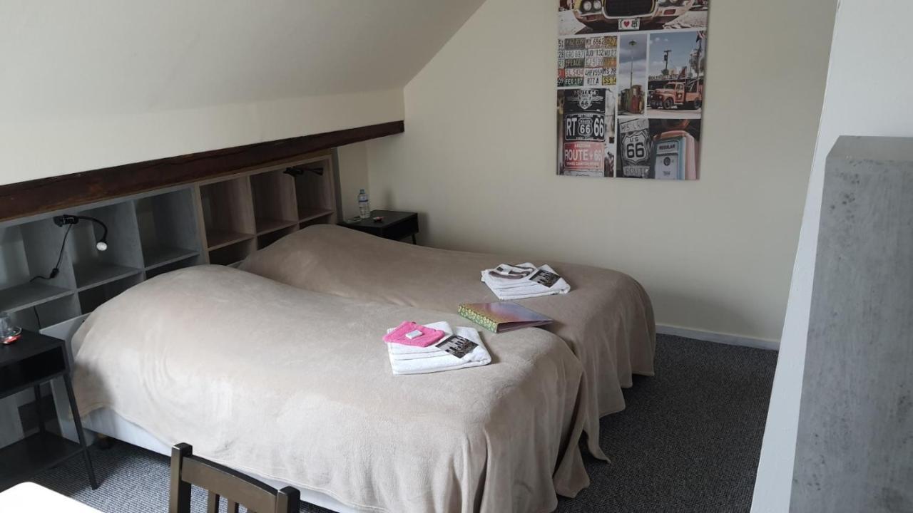 Nadrin La Fermette Blanche Bed & Breakfast エクステリア 写真
