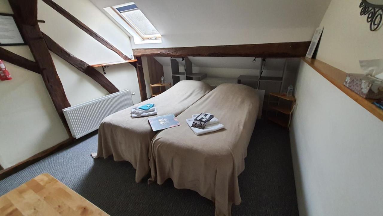 Nadrin La Fermette Blanche Bed & Breakfast エクステリア 写真