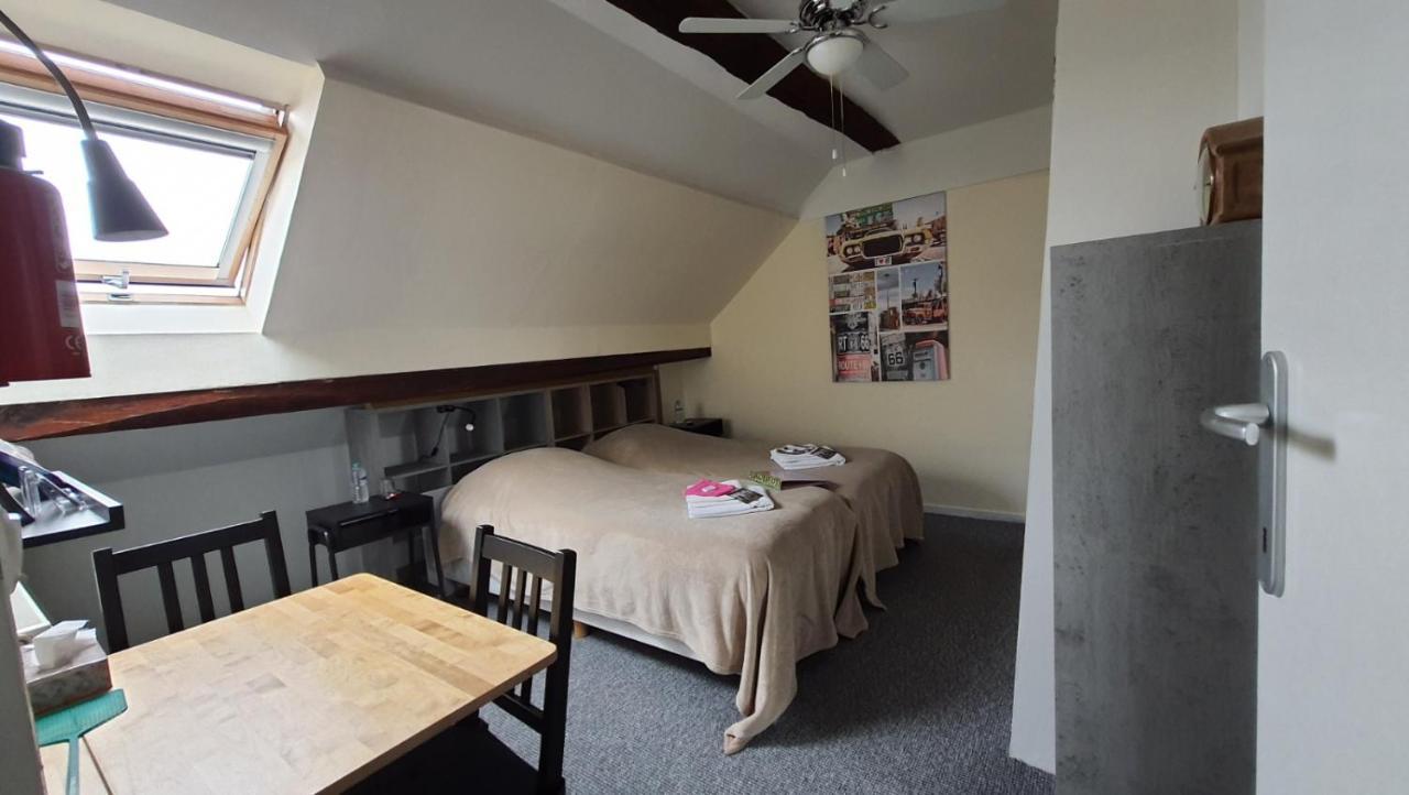 Nadrin La Fermette Blanche Bed & Breakfast エクステリア 写真
