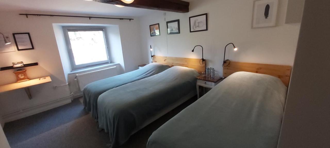 Nadrin La Fermette Blanche Bed & Breakfast エクステリア 写真