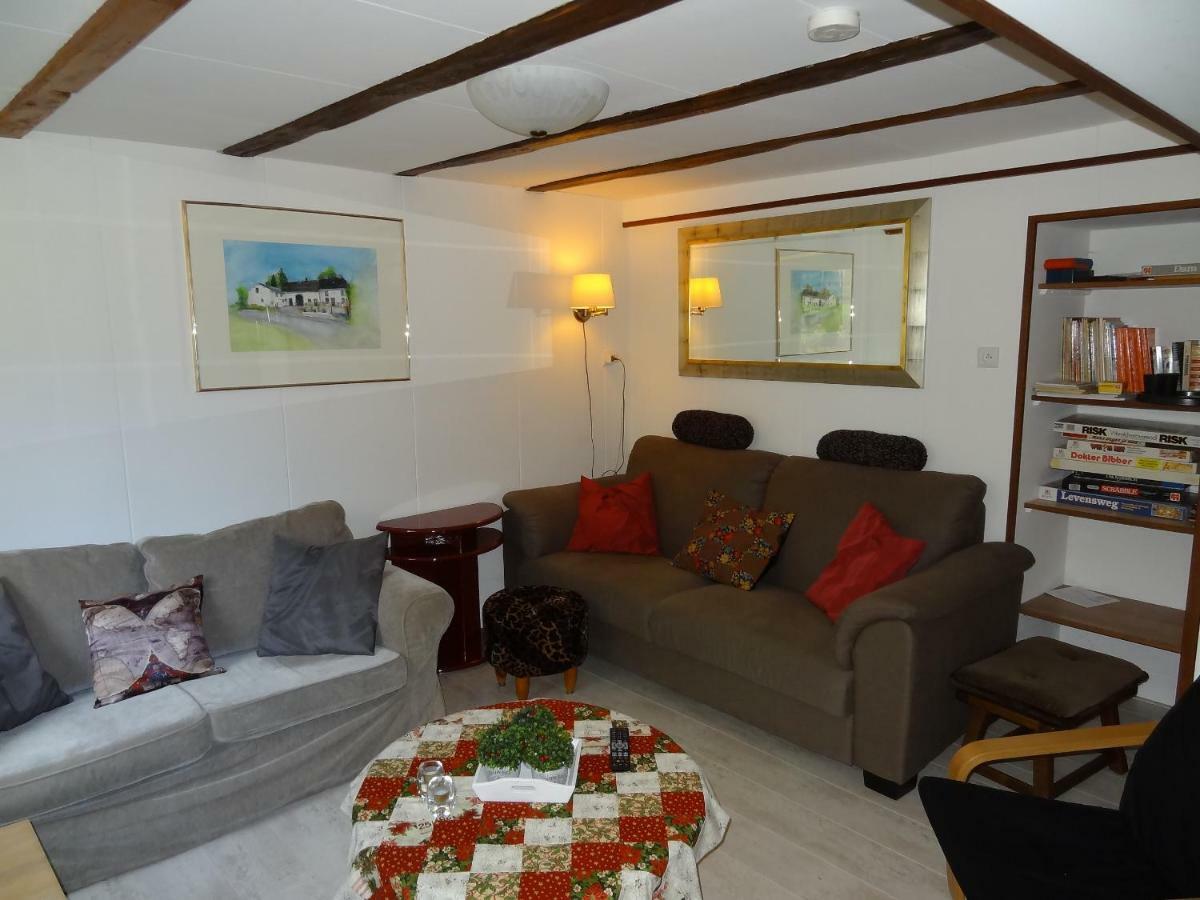 Nadrin La Fermette Blanche Bed & Breakfast エクステリア 写真